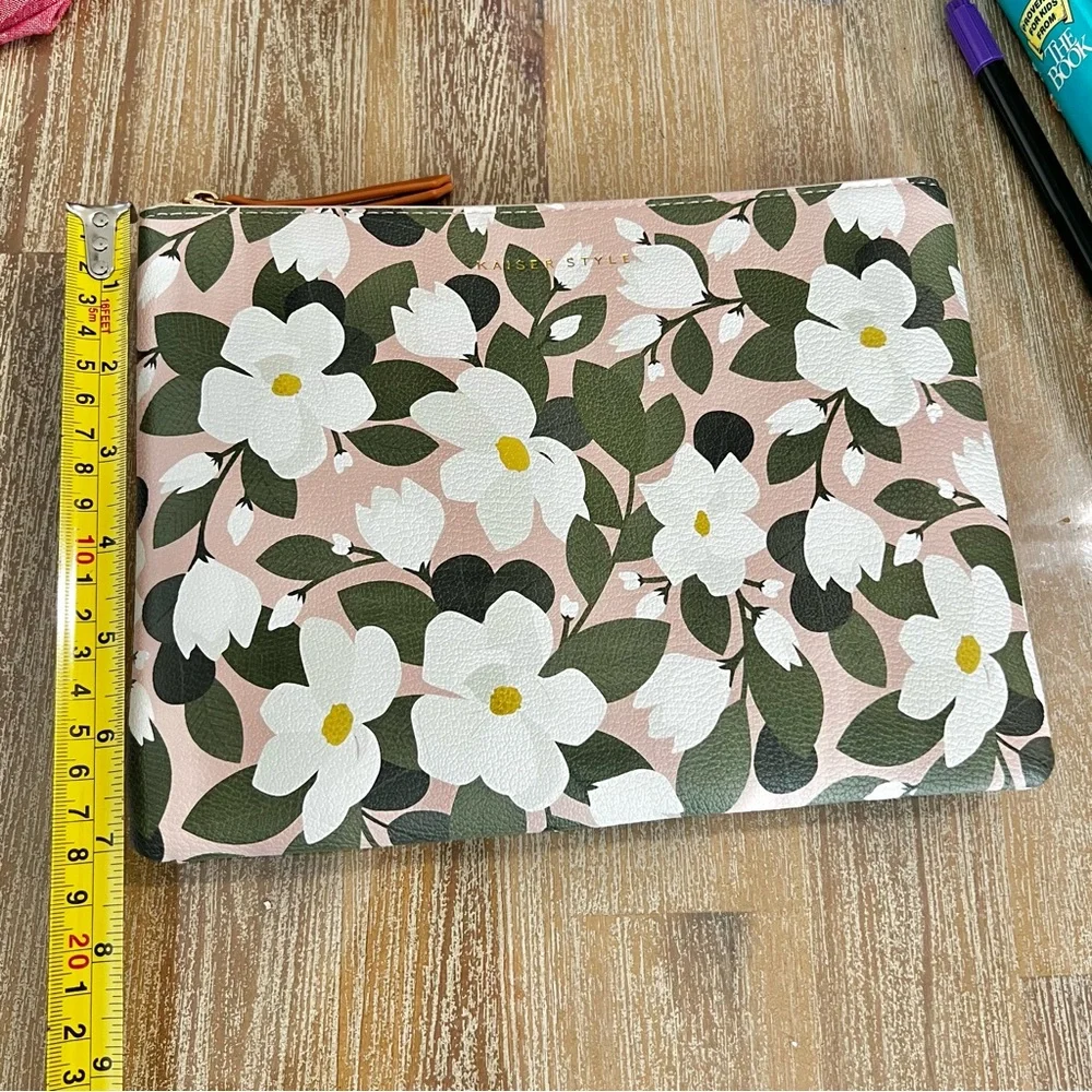 KAISER STYLE Australian Floral Rectangle Shoulder Strap Bag & Hand Cream New - Picture 4 of 16